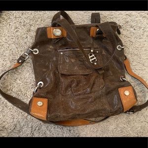B. Makowsky handbag
